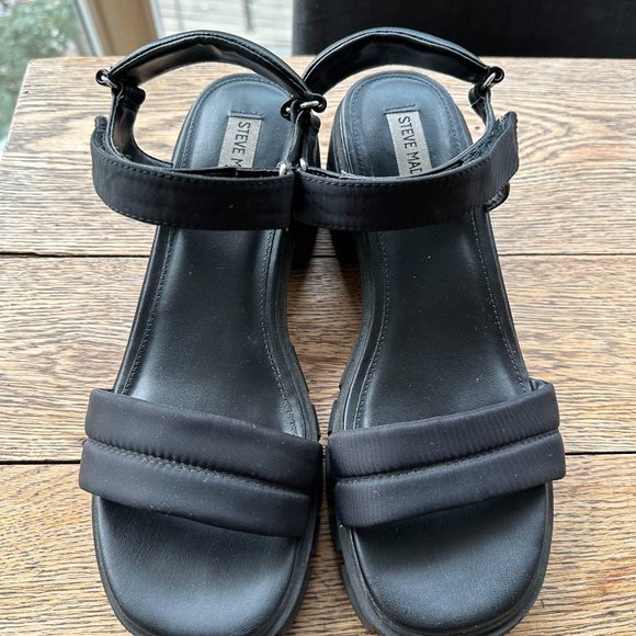 Steve Madden Louella Black Platform Sandal - Picture 7 of 9